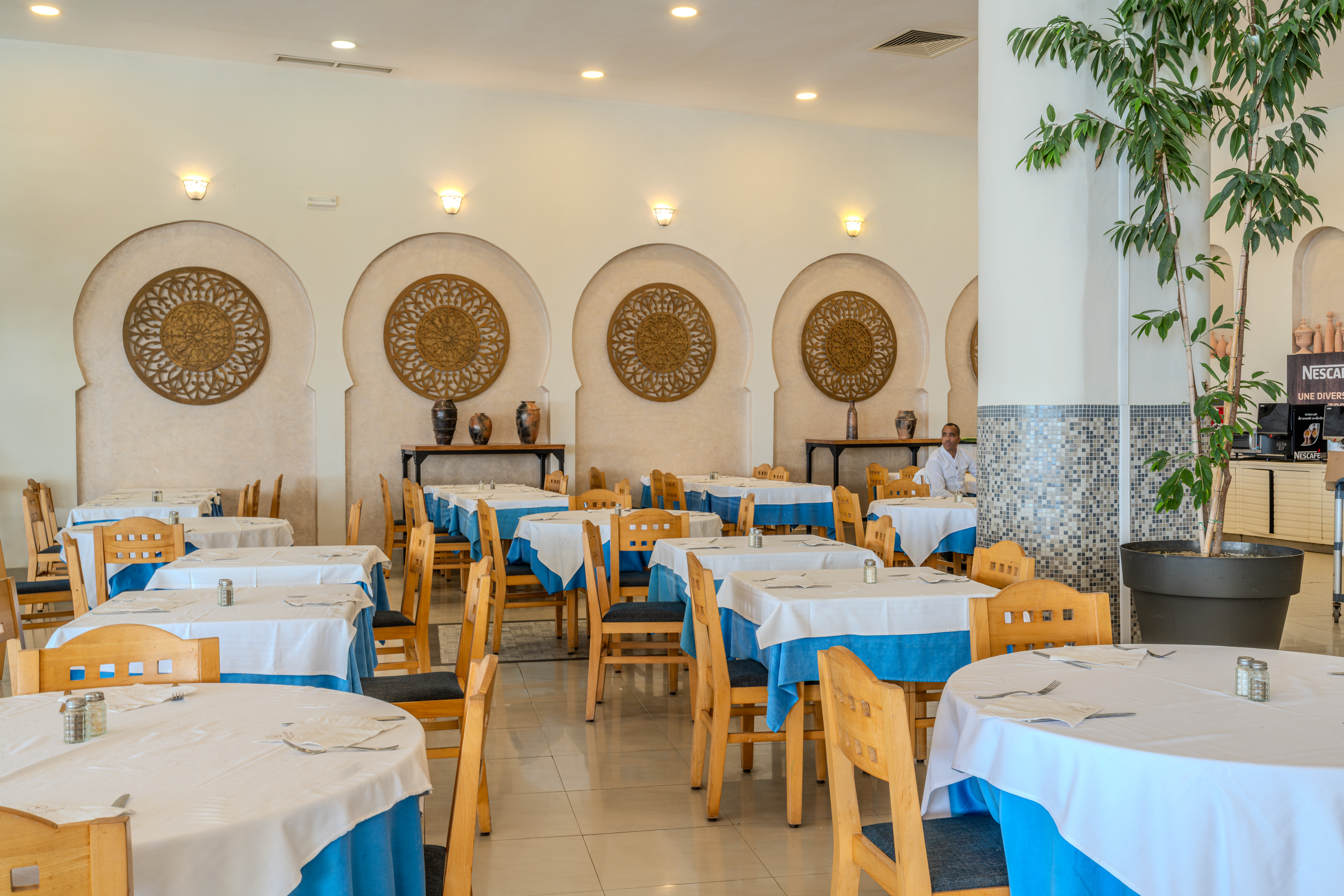  Restaurant Le Phoenix