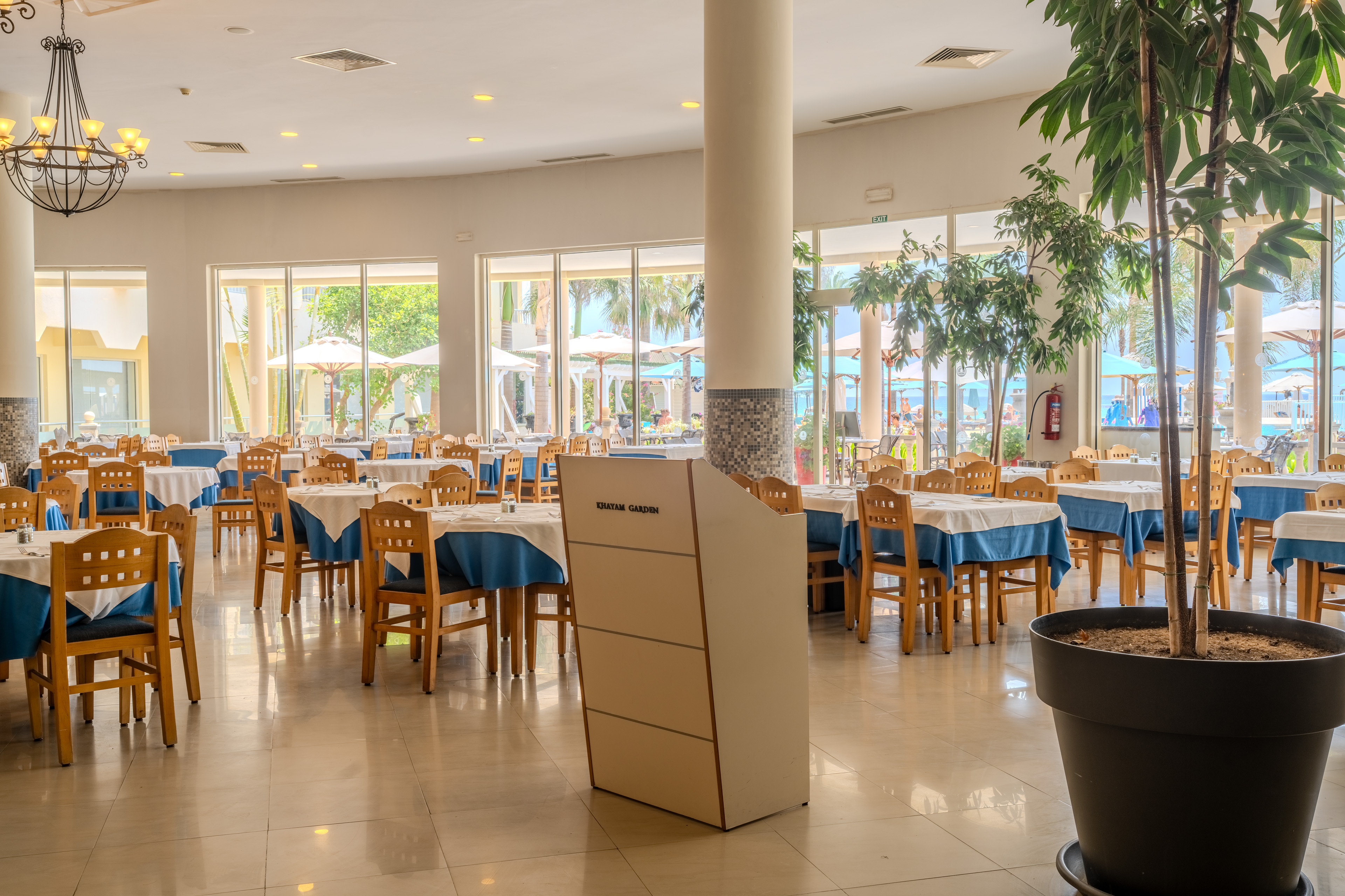  Restaurant Le Phoenix